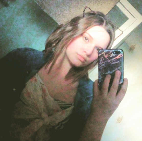 Meet your Posher, Ness - Picture 1 of 1